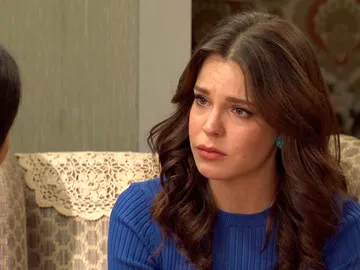 María, un mar de dudas entre cumplir su sueño o vivir el amor María, un mar de dudas entre cumplir su sueño o vivir el amor