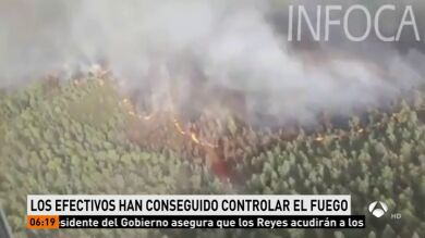Estabilizado el incendio forestal de Almonaster la Real (Huelva) tras calcinar cerca de 300 hectáreas