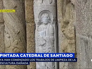 Entre 6.000€ y 150.000€ de multa para el autor de la pintada en la catedral de Santiago Entre 6.000€ y 150.000€ de multa para el autor de la pintada en la catedral de Santiago