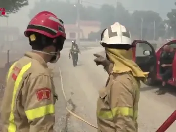Desalojan a quince vecinos por el incendio de Cabra del Camp, en Tarragona Desalojan a quince vecinos por el incendio de Cabra del Camp, en Tarragona