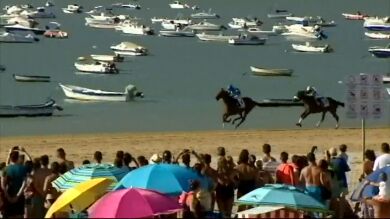 Llegan las tradicionales carreras de caballos a la playa de Sanlúcar