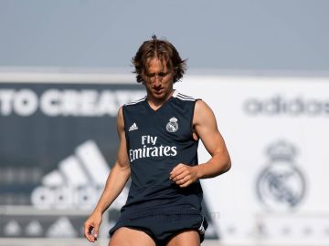 Luka Modric vuelve a entrenarse con el Madrid