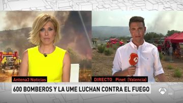 María José Sáez presentando Antena 3 Noticias 1