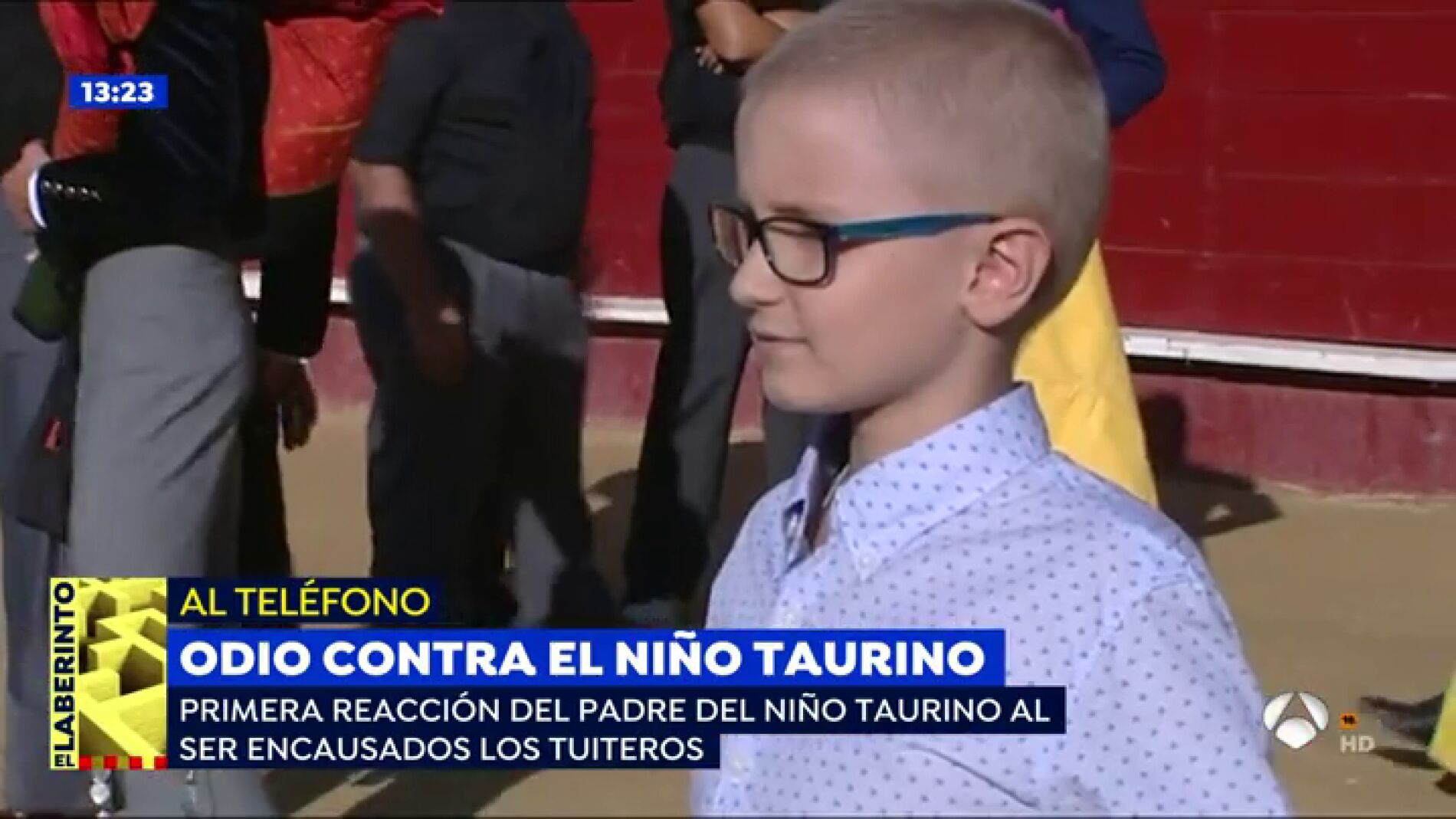El padre del ni&ntilde;o taurino reacciona a la noticia de los tuiteros encausados en 'Espejo P&uacute;blico'
