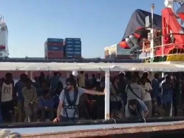 Los pasos que seguirán los inmigrantes del barco 'Open Arms' al desembarcar en el puerto de San Roque Los pasos que seguirán los inmigrantes del barco 'Open Arms' al desembarcar en el puerto de San Roque
