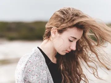 Cómo dar volumen al pelo fino Cómo dar volumen al pelo fino