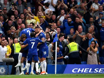 El Chelsea celebrando el gol de Marcos Alonso El Chelsea celebrando el gol de Marcos Alonso