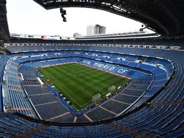 El estadio Santiago Bernabéu El estadio Santiago Bernabéu