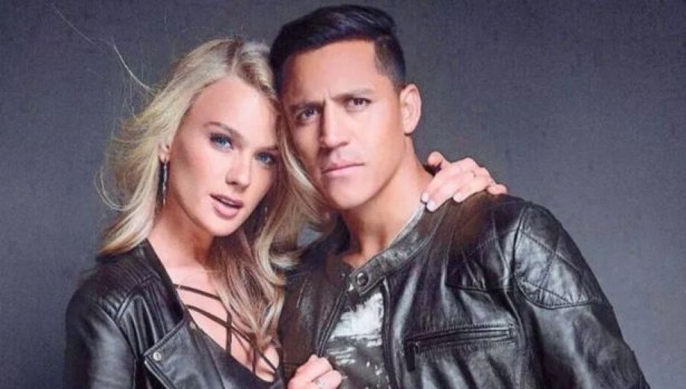 Alexis Sánchez, presentando su nueva marca de ropa