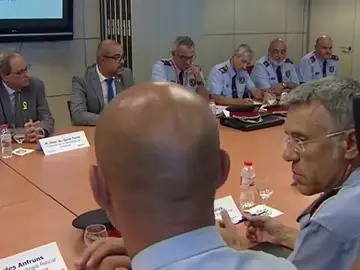 Torra preside la reunión del Gabinete Antiterrorista tras el ataque a una comisaría en Cornellà Torra preside la reunión del Gabinete Antiterrorista tras el ataque a una comisaría en Cornellà