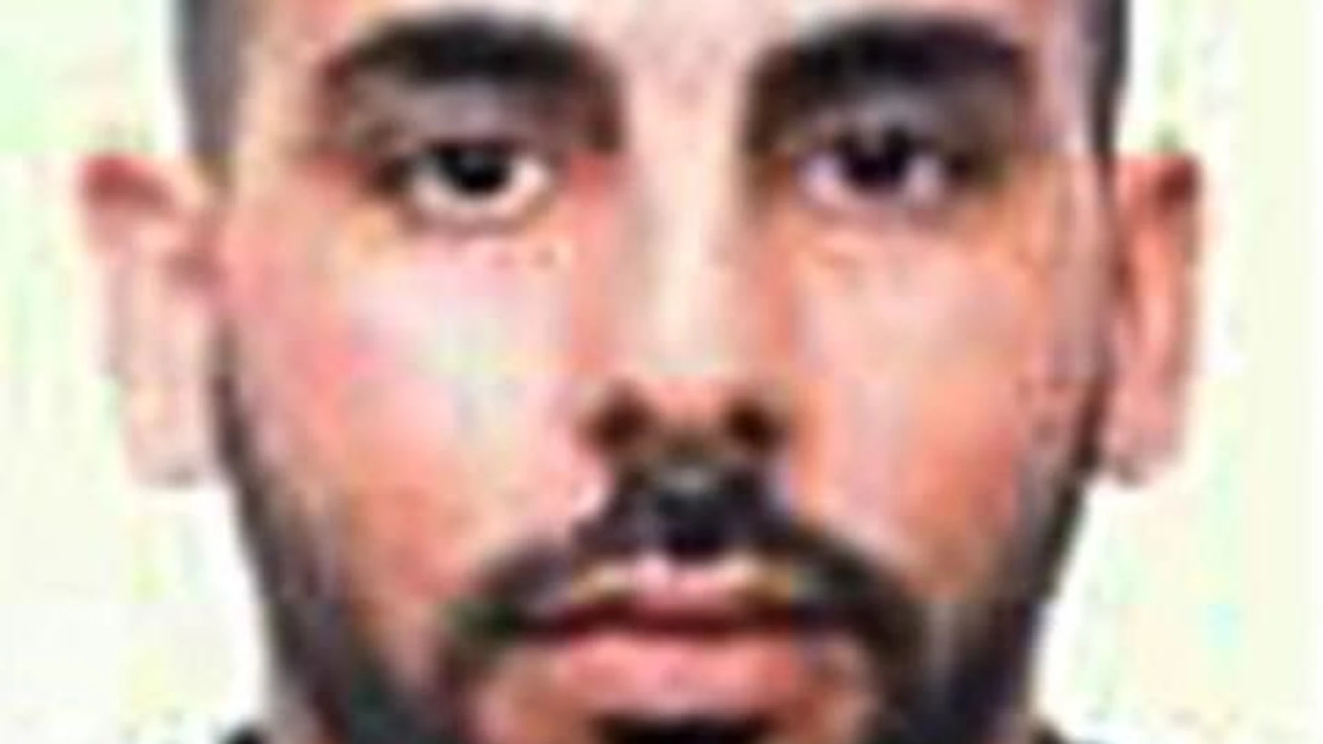 Abatido un hombre que intentaba acceder con un arma blanca a la comisaría de los Mossos en Cornellà al grito de "Alá es grande" Abatido un hombre que intentaba acceder con un arma blanca a la comisaría de los Mossos en Cornellà al grito de "Alá es grande"