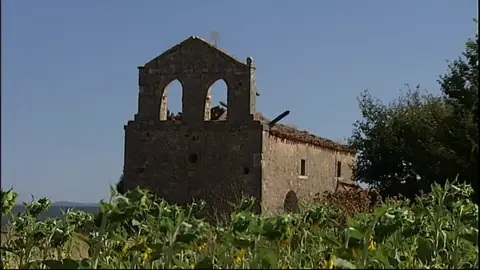 Una banda de ladrones roba el pórtico de una Iglesia del siglo XI Una banda de ladrones roba el pórtico de una Iglesia del siglo XI