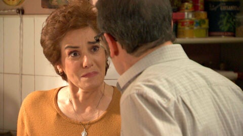 Benigna estalla y le cuenta su terrible secreto a Benito