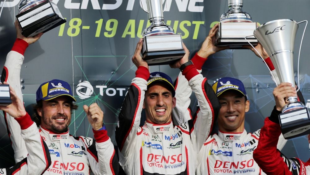 Fernando Alonso, en una carrera con Toyota