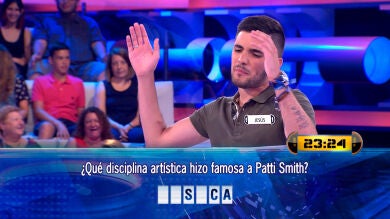 Un concursante de ‘¡Ahora Caigo!’ convierte la pesca en disciplina artística