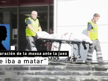 Un sindicato policial defiende a la mossa que abatió al atacante de Cornellà y pide condecorarla:"Es una heroína"