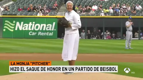La monja Mary Jo Sobieck: tremenda su habilidad con la bola en un saque de honor en béisbol La monja Mary Jo Sobieck: tremenda su habilidad con la bola en un saque de honor en béisbol