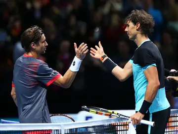 Ferrer y Nadal se saludan tras un partido Ferrer y Nadal se saludan tras un partido