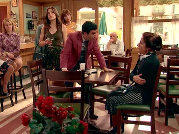 Ignacio planta cara a su madre para defender su amor con María Ignacio planta cara a su madre para defender su amor con María