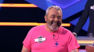 Jose, del equipo de 'Los Lobos', se muere de risa con la pregunta de Juanra Bonet
