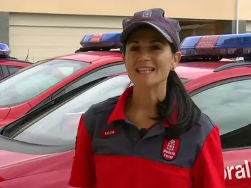 Denuncian a una camionera que amamantaba a su bebé mientras conducía en Tudela Denuncian a una camionera que amamantaba a su bebé mientras conducía en Tudela