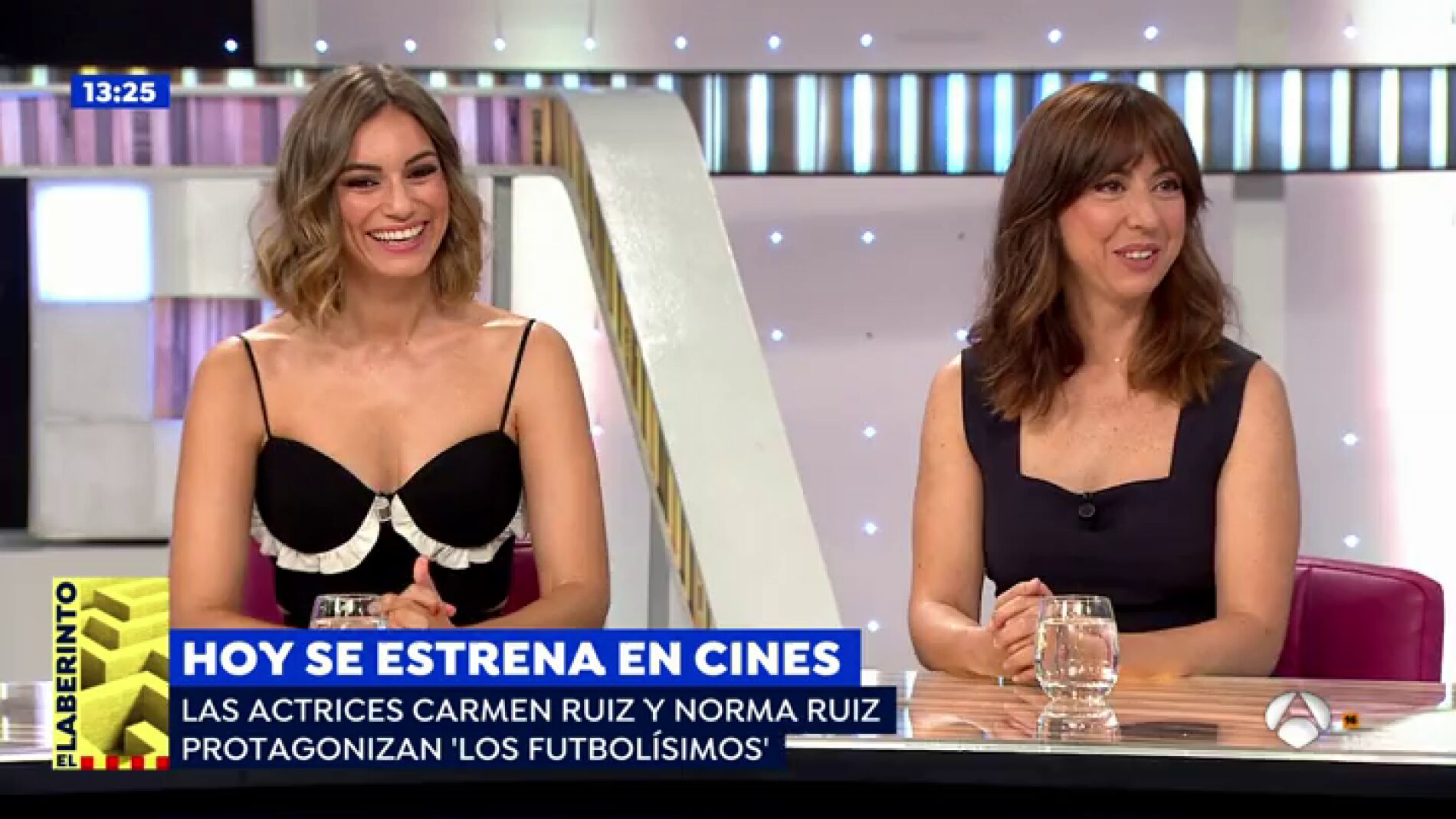 Carmen Ruiz y Norma Ruiz presentan 'Los futbol&iacute;simos'
