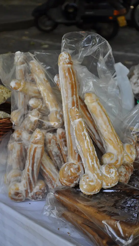 Los peculiares dulces del amor de Sâo Gonçãlo. Los peculiares dulces del amor de Sâo Gonçãlo.