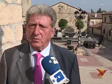 "Si me necesitan ahora que me llamen, ya sea el Gobierno o quien quiera" afirma el hombre que dirigió el entierro de Franco "Si me necesitan ahora que me llamen, ya sea el Gobierno o quien quiera" afirma el hombre que dirigió el entierro de Franco