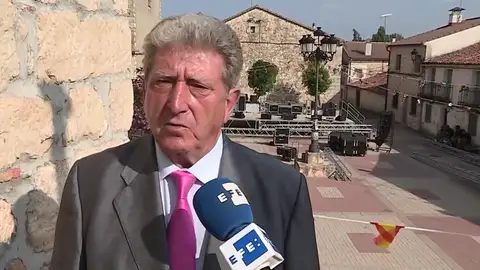 "Si me necesitan ahora que me llamen, ya sea el Gobierno o quien quiera" afirma el hombre que dirigió el entierro de Franco "Si me necesitan ahora que me llamen, ya sea el Gobierno o quien quiera" afirma el hombre que dirigió el entierro de Franco