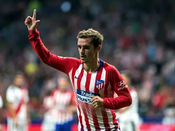 Griezmann celebra un gol con el Atlético Griezmann celebra un gol con el Atlético