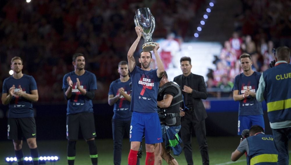   El Atlético de Madrid, campeón de la Supercopa de Europa 2018 - Página 4 58