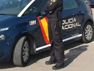 Imagen de archivo de un coche de la Policía Nacional Imagen de archivo de un coche de la Policía Nacional