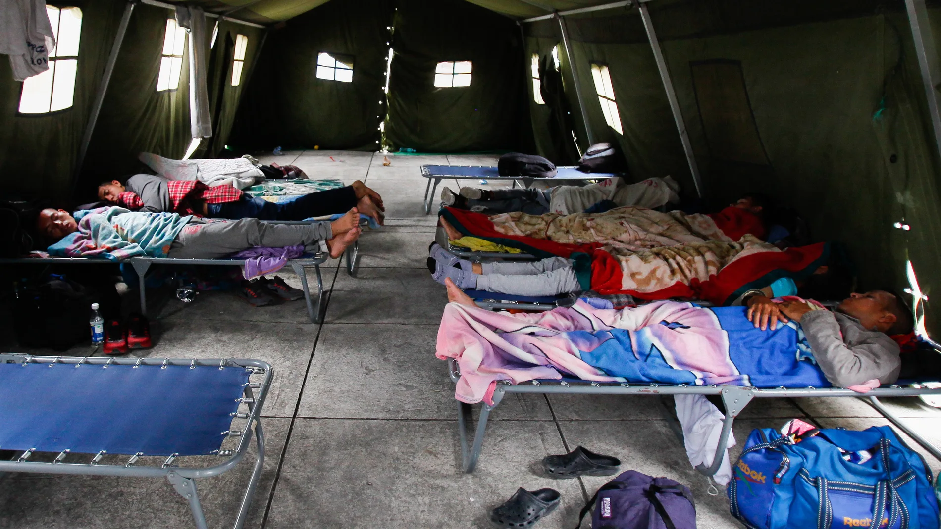 Inmigrantes venezolanos en la frontera entre Perú y Venezuela Inmigrantes venezolanos en la frontera entre Perú y Venezuela