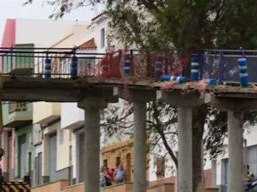 PUENTE