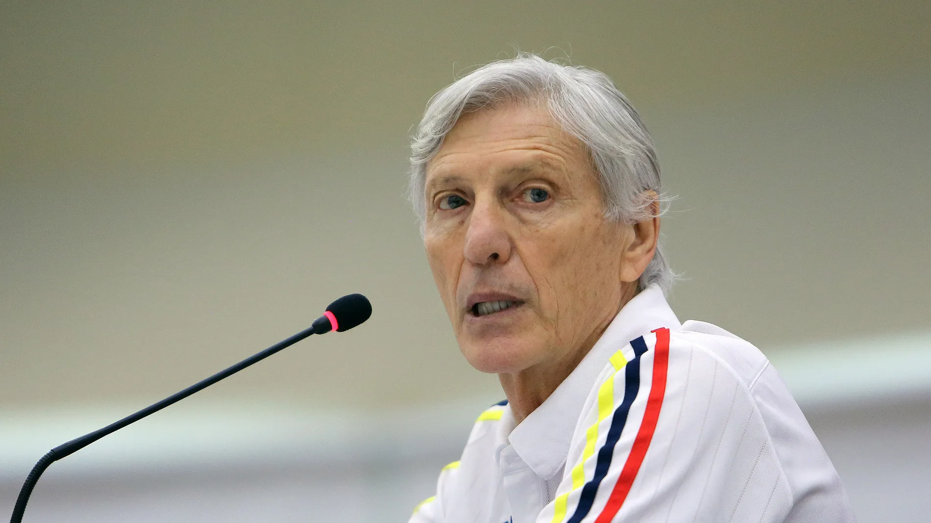 Pekerman deja de ser seleccionador de Colombia Pekerman deja de ser seleccionador de Colombia