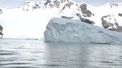Un iceberg gigante de 5.800 kilómetros cuadrados podría colisionar con la Antártida