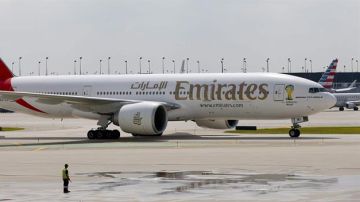 Imagen de archivo de un avión de la compañía Emirates.