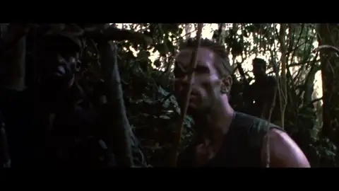 El terrorífico alienígena de "Depredador" regresa a los cines en "Predator" El terrorífico alienígena de "Depredador" regresa a los cines en "Predator"