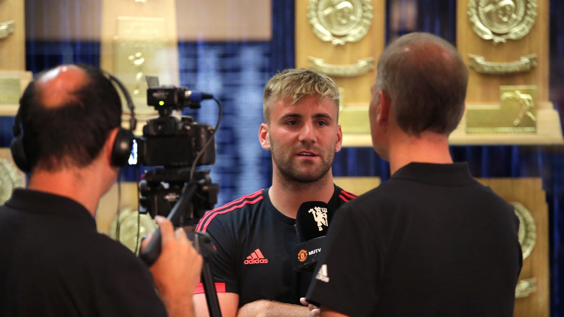 Luke Shaw en una entrevista Luke Shaw en una entrevista