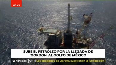 Miedo a los daños que Gordon puede causar sobre las plataformas petrolíferas en el Golfo de México
