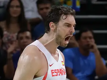 Pau Gasol con la selección española de baloncesto Pau Gasol con la selección española de baloncesto