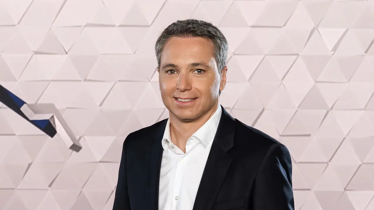 Vicente Vallés - Cara - 2018/2019 Vicente Vallés - Cara - 2018/2019 - Antena 3 Noticias 2