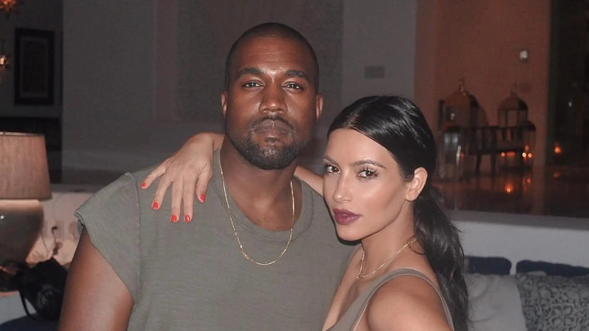 Kanye West junto a Kim Kardashian