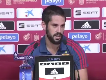 Duro encontronazo de Isco con un periodista: "Yo a ti no te voy a contestar" Duro encontronazo de Isco con un periodista: "Yo a ti no te voy a contestar"