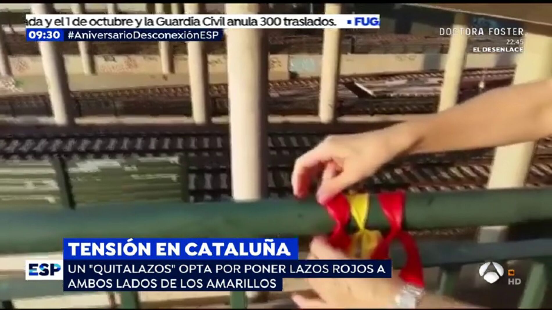 El v&iacute;deo viral del catal&aacute;n que convierte los lazos amarillos en banderas de Espa&ntilde;a