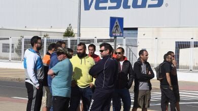 Los trabajadores de Vestas ya han perdido 4.000 euros en sus más de dos meses de huelga