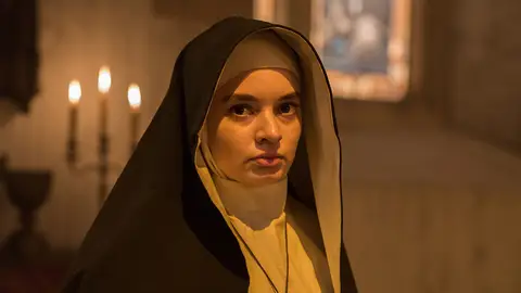 ¿Quién es esta joven monja? ¿Quién es esta joven monja?