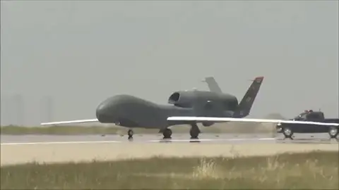 El dron militar más grande de Estados Unidos se estrella frente las costas de Cádiz El dron militar más grande de Estados Unidos se estrella frente las costas de Cádiz