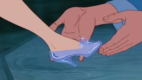 'La Cenicienta' Escena zapato de cristal