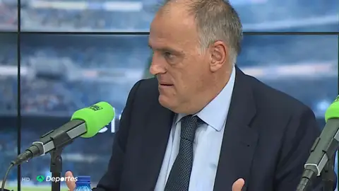 Tebas, en 'El Transistor': "No hay ninguna obligación de jugar un partido al año en Estados Unidos" Tebas, en 'El Transistor': "No hay ninguna obligación de jugar un partido al año en Estados Unidos"